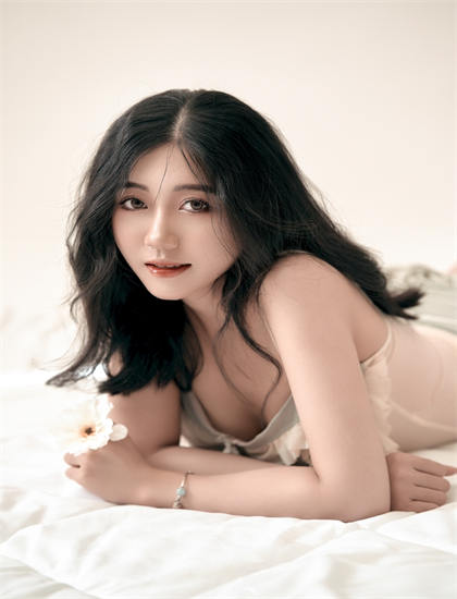 《四封情书》的艺术：美学价值与创作技巧探讨